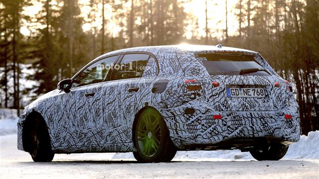 PK奥迪RS3 全新一代AMG A45谍照曝光