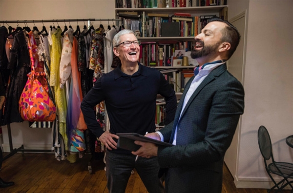 �ص�ߴ��ϣ���ƻ��CEO��˳Զ���ͣ�����Ҫ��400��